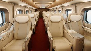出典: http://jreast-shinkansen.com/granclass/